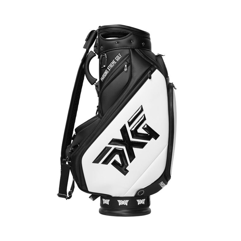 Túi golf là vật dụng không thể thiếu của bộ môn golf